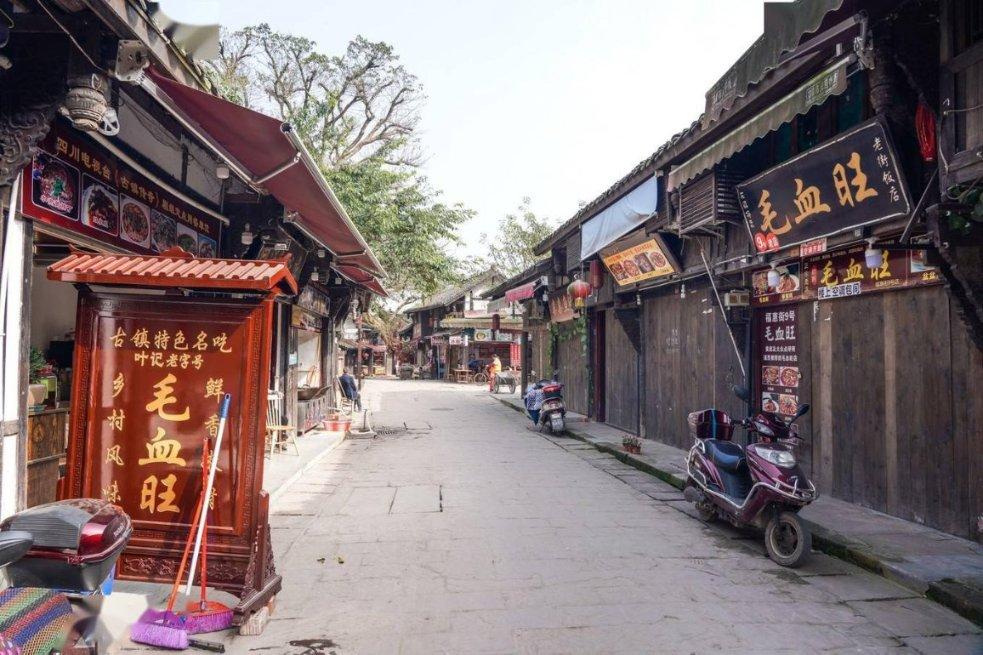 谢咏老师说：平时一定要把家里面打扫干净了
